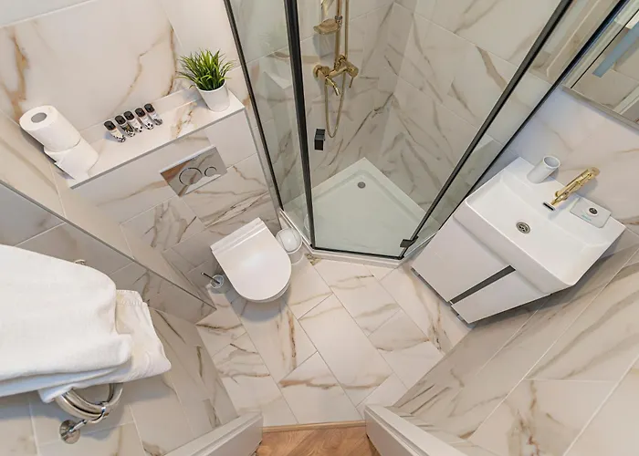 Luminious With Balcony By Polo Kaunas